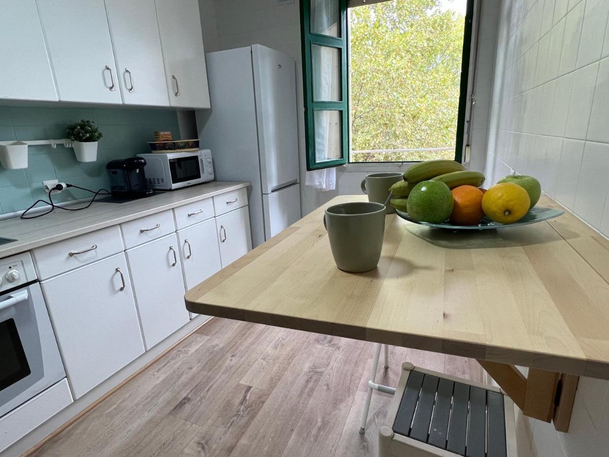 Un Rincon Con Vistas Al Parque Wifi Junto A Catedral By Apartamentos Logroño Extérieur photo